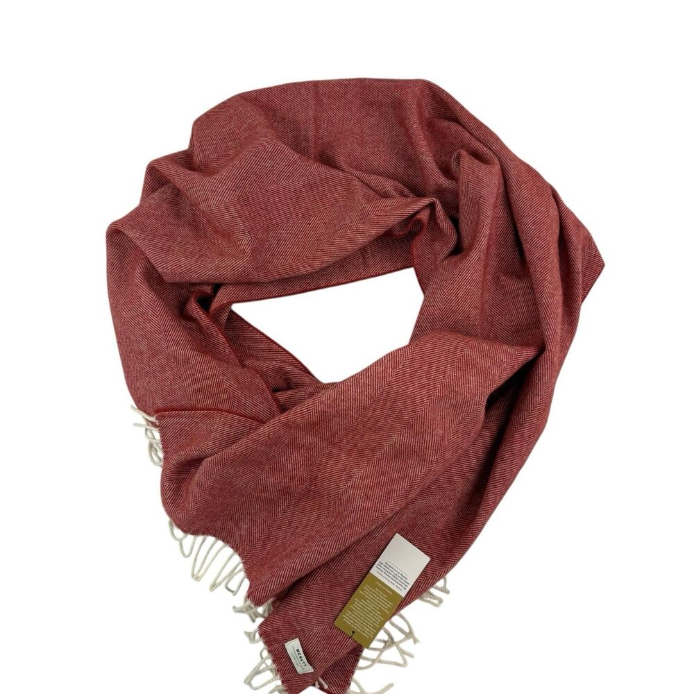 NEW Mcnutt of Donegal Ireland Lambswool Herringbone Tweed Shawl Scarf Wrap Red
